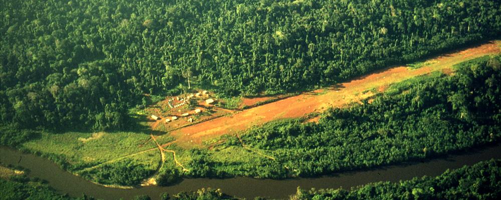 Airstrip Kabalebo 22 sept.1968